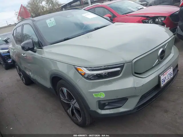 YV4ED3UR5M2589252 — 2021 Volvo XC40 Recharge Pure Electric P8, Правый бок (Right Side), фото до ремонта