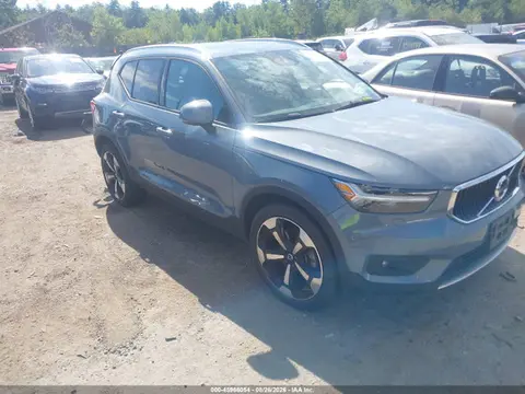 YV4162UK2L2297126 — 2020 Volvo XC40 T5 Momentum, Пресная вода (Fresh Water), фото до ремонта