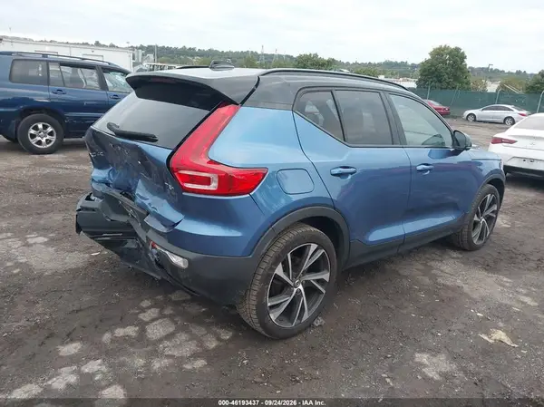 YV4162UMXM2405608 — 2021 Volvo XC40, фото 4 с аукциона IAAI, Задняя часть
