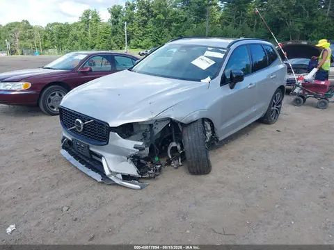 2023 Volvo Xc60 B5 Plus Dark Theme VIN YV4L12RWXP1336320 фото 2