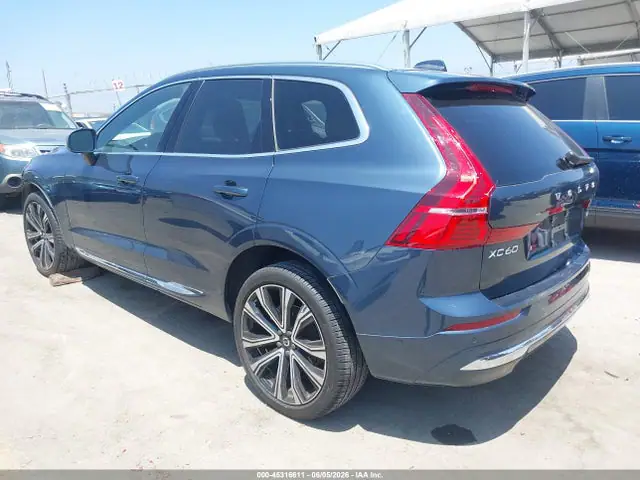 YV4L12DA9P1363908 — 2023 Volvo XC60 B5 Ultimate Bright Theme, фото 3 с аукциона IAAI 14.10.2026, Передняя часть справа