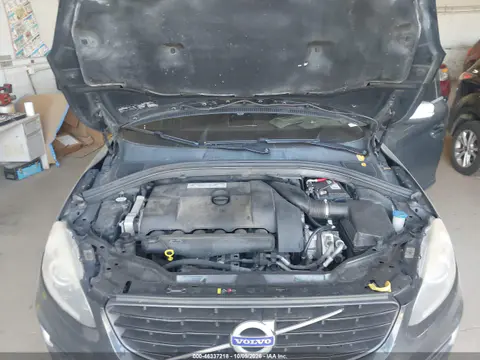 YV4902RG3F2595374 — 2015 Volvo XC60, Естественный износ, фото до ремонта