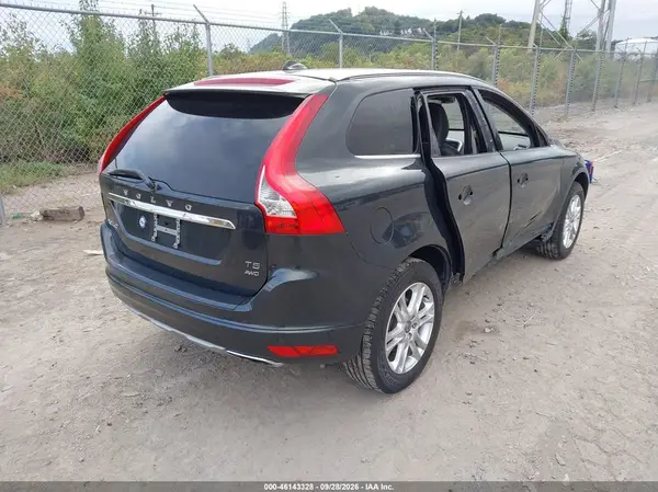 YV4612RK6G2865395 — 2016 Volvo XC60, фото 4 с аукциона IAAI, Правый бок