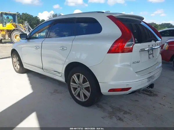 YV449MRK7G2893749 — 2016 Volvo XC60, фото 3 с аукциона IAAI 13.10.2026, Естественный износ