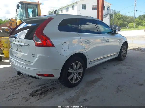 YV449MRK7G2893749 — 2016 Volvo XC60, фото 4 с аукциона IAAI 13.10.2026, Естественный износ