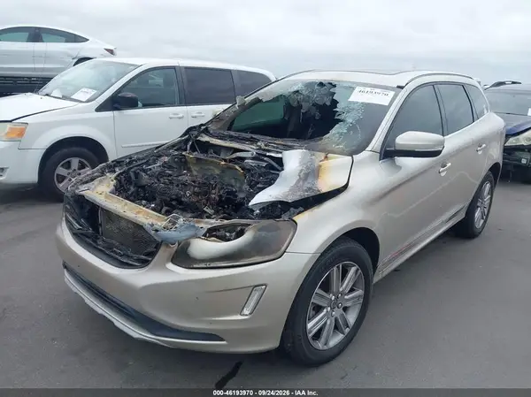 YV440MRU9H2006620 — 2017 Volvo XC60, фото 2 с аукциона IAAI, Пожар двигателя