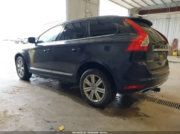 YV440MDU9H2010237 — 2017 Volvo XC60, фото 3 с аукциона IAAI, Передняя часть справа