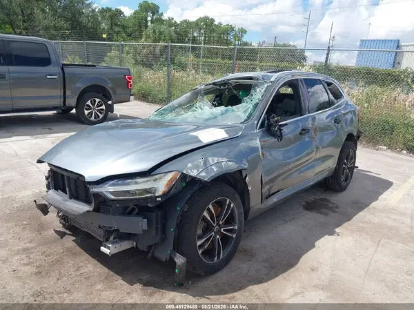 YV4A22RK4J1021828 — 2018 Volvo XC60, фото 2 с аукциона IAAI 14.10.2026, Опрокидывание