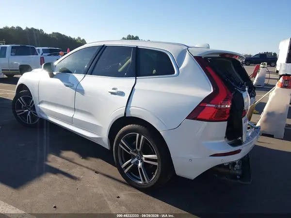 LYV102RK7JB101139 — 2018 Volvo XC60, фото 3 с аукциона IAAI, Передняя часть