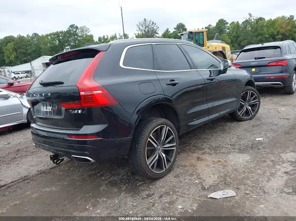 LYVA22RM8KB302402 — 2019 Volvo XC60, фото 4 с аукциона IAAI, Передняя часть слева