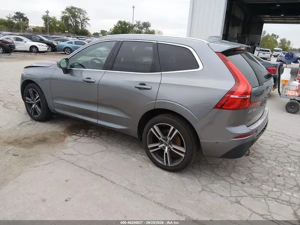 LYV102RK5KB241885 — 2019 Volvo XC60, фото 3 с аукциона IAAI, Передняя часть
