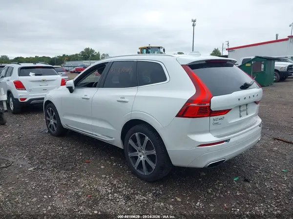 YV4A22RL6M1681771 — 2021 Volvo XC60, фото 3 с аукциона IAAI 14.10.2026, Подтопление