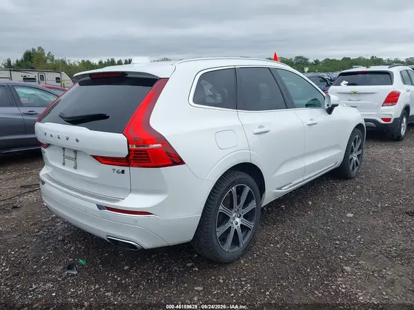 YV4A22RL6M1681771 — 2021 Volvo XC60, фото 4 с аукциона IAAI 14.10.2026, Подтопление