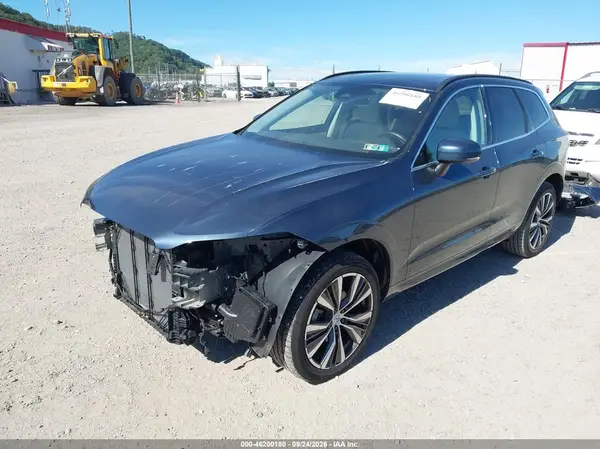 2022 VOLVO XC60 VIN YV4L12RK8N1040352 фото 2