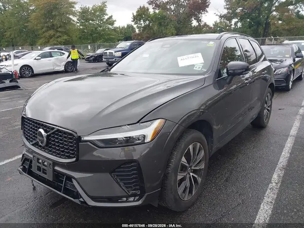 YV4L12RL7R1944742 — 2024 Volvo XC60, фото 2 с аукциона IAAI, Передняя часть