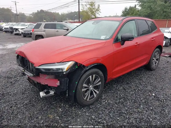 YV4L12RK3R1764147 — 2024 Volvo XC60, фото 2 с аукциона IAAI, Передняя часть