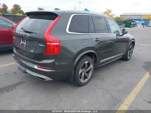 YV4A22PL2J1202910 — 2018 Volvo XC90 T6, фото 4 с аукциона IAAI 13.10.2026, Крыша
