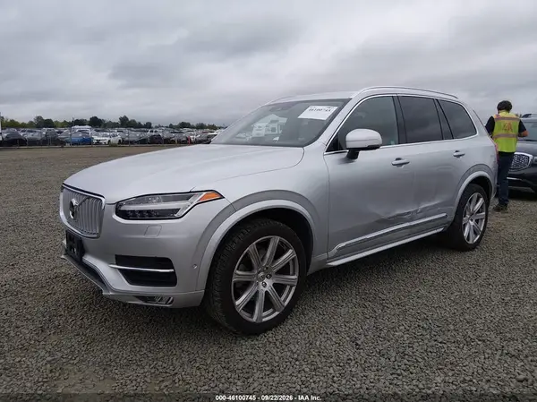 YV4A22PL1G1050904 — 2016 Volvo XC90, фото 2 с аукциона IAAI, Левый бок