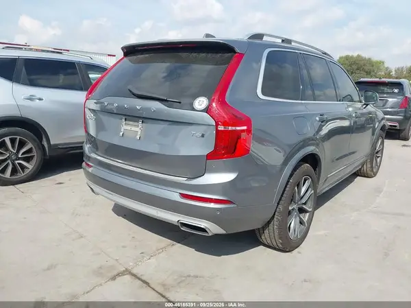YV4A22PK4J1213740 — 2018 Volvo XC90, фото 4 с аукциона IAAI, Передняя часть слева