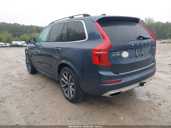 YV4A22PKXJ1201074 — 2018 Volvo XC90, фото 3 с аукциона IAAI, Передняя часть