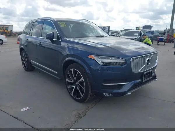 YV4A22PL3J1384262 — 2018 Volvo XC90, Задняя часть (Rear), фото до ремонта
