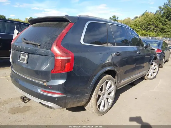 YV4A22PL2K1447580 — 2019 Volvo XC90, фото 4 с аукциона IAAI, Передняя часть