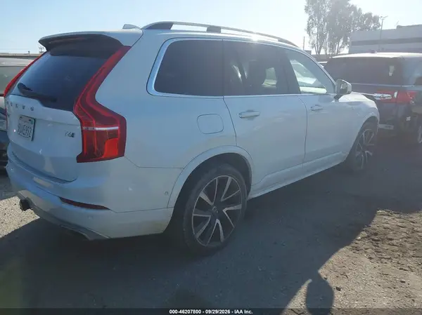 YV4A22PK5K1454773 — 2019 Volvo XC90, фото 4 с аукциона IAAI, Левый бок