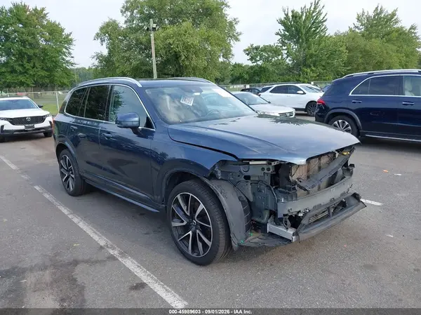 YV4A22PK5L1563512 — 2020 Volvo XC90, Передняя часть (Front End), фото до ремонта