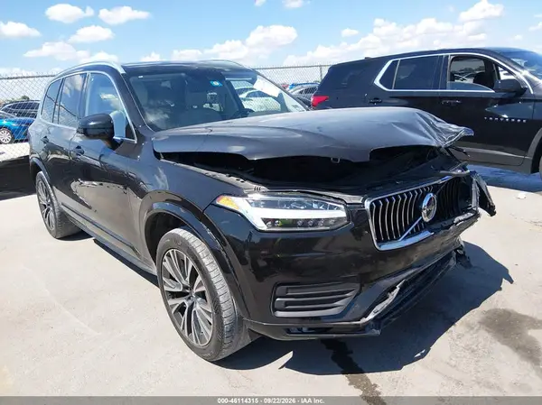 YV4A22PKXL1594528 — 2020 Volvo XC90, Передняя часть (Front End), фото до ремонта