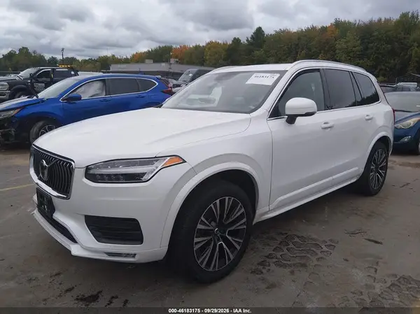 YV4102PK4L1609174 — 2020 Volvo XC90, фото 2 с аукциона IAAI, Правый бок