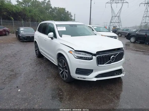 YV4A22PK1M1753146 — 2021 Volvo XC90, Передняя часть (Front End), фото до ремонта