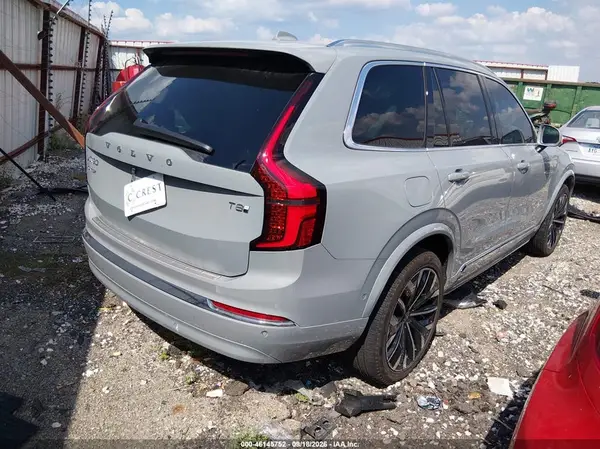 YV4H60PE5T1458857 — 2026 Volvo XC90, фото 4 с аукциона IAAI, Передняя часть