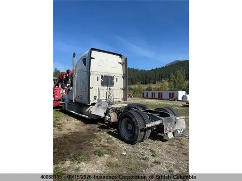 2023 Western Star 4800 Set Back Axle VIN 5KJJBWDR1PLNW7064 фото 3