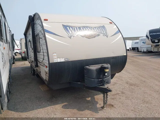 2018 Wildwood Other VIN 4X4TWDD24J7358235 фото 1