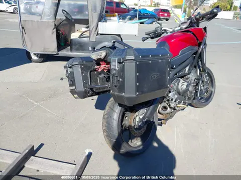 2015 Yamaha FJ09 VIN JYARN37NXFA000355 фото 4