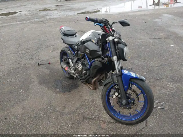 JYARM06E1FA003065 — 2015 Yamaha FZ07, Left & Right Side, фото до ремонта