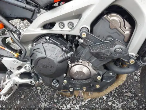 2014 Yamaha FZ09 VIN JYARN33E6EA001734 фото 8