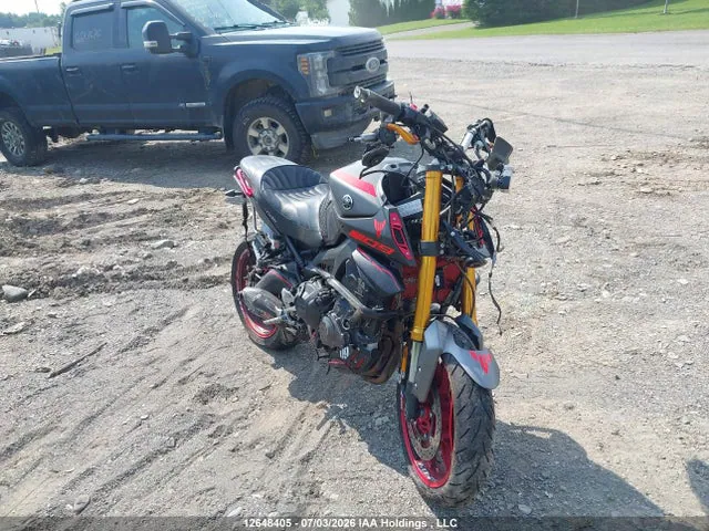 2015 Yamaha FZ09 VIN JYARN33NXFA000930 фото 1