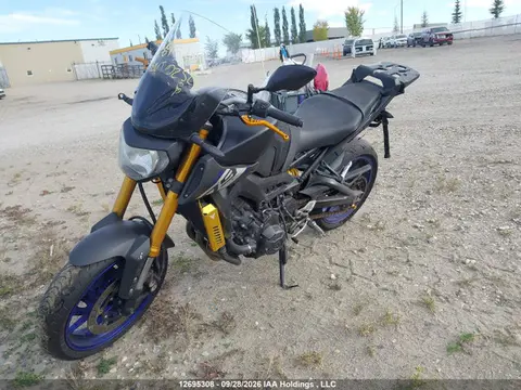 2015 Yamaha FZ09 VIN JYARN33N1FA001917 фото 2
