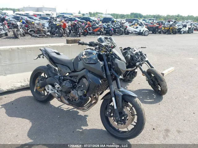 2016 Yamaha FZ09 VIN JYARN33N5GA002537 фото 1
