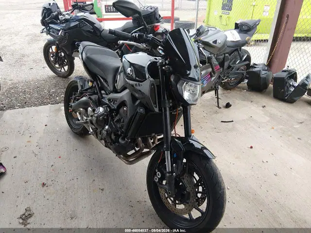 JYARN33EXGA010262 — 2016 Yamaha FZ09, Левый бок (Left Side), фото до ремонта