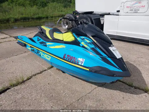 YAMA1011122 — 2022 Yamaha GP1800, Ходовая часть (Undercarriage), фото до ремонта