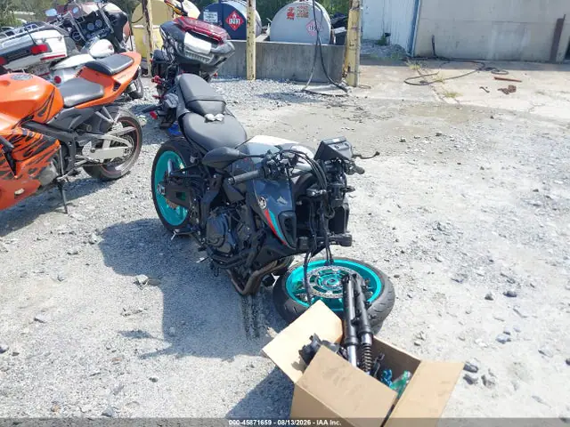 JYARM32E9PA007373 — 2023 Yamaha MT07, Передняя часть (Front End), фото до ремонта