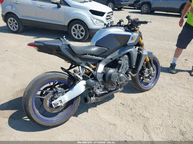 JYARN95E4SA001890 — 2025 Yamaha MT09 Sp, фото 4 с аукциона IAAI 30.09.2026, Угон