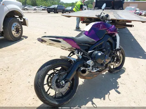 2020 Yamaha MT09 VIN JYARN53E3LA008505 фото 4