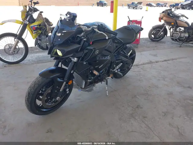 JYARN48Y9MA000942 — 2021 Yamaha MTN1000 C, фото 2 с аукциона IAAI 30.09.2026, Правый бок
