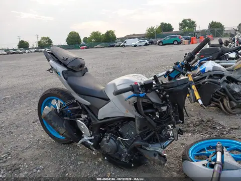 MH3RH28E8SK002664 — 2025 Yamaha MTN320 A, Передняя часть (Front End), фото до ремонта