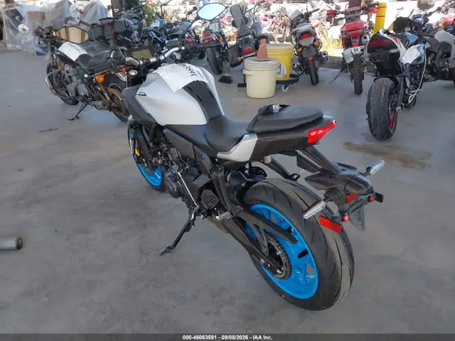 JYARM48E2SA002831 — 2025 Yamaha MTN690, фото 3 с аукциона IAAI 14.10.2026, Правый бок