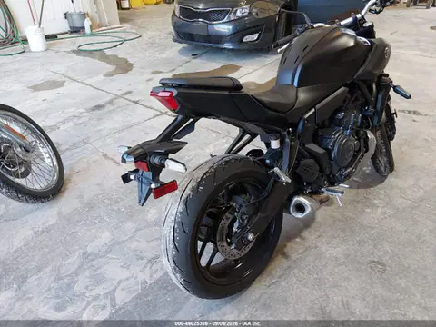 2026 Yamaha Mtn690 VIN JYARM48E5TA004297 фото 4