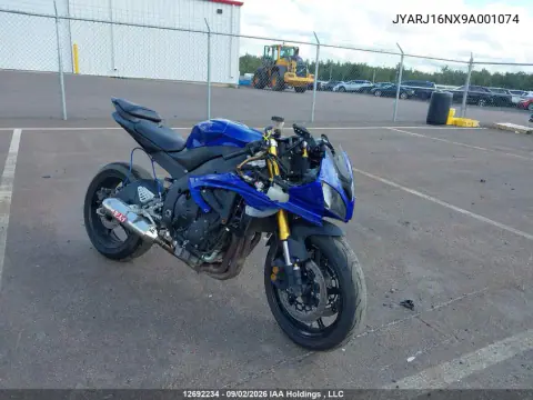 JYARJ16NX9A001074 — 2009 Yamaha R6, Передняя часть, фото до ремонта